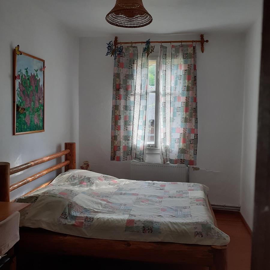 Yasna Sadyba Jasenyca Zamkova Exteriér fotografie