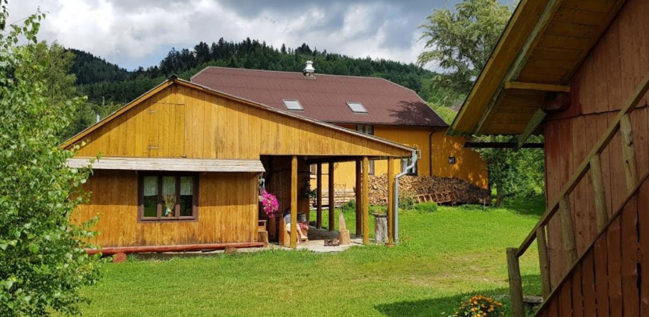 Yasna Sadyba Jasenyca Zamkova Exteriér fotografie